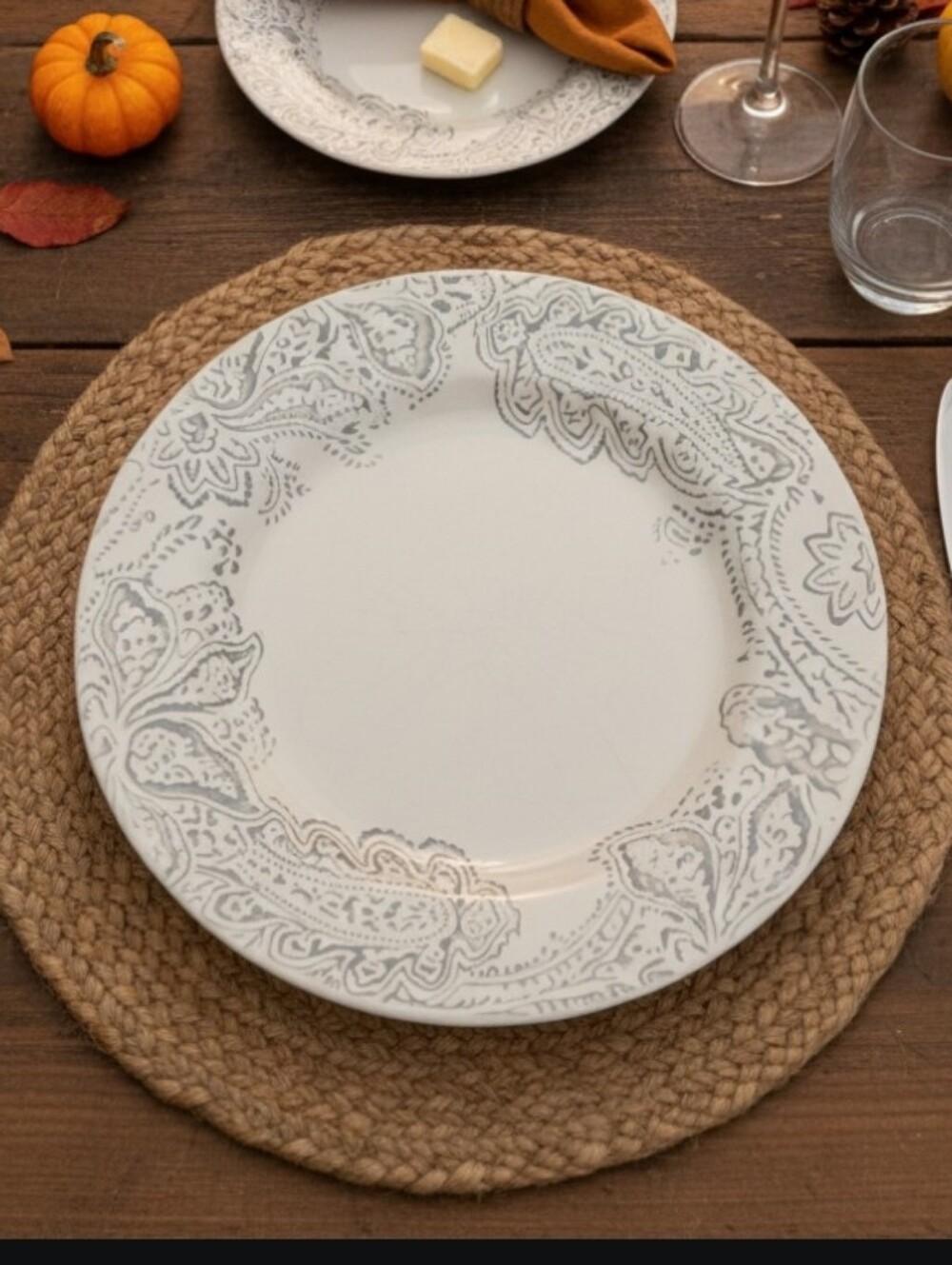 Pottery Barn Scarlett Cream & Grey Paisley Dinner Plates (Set of 2)